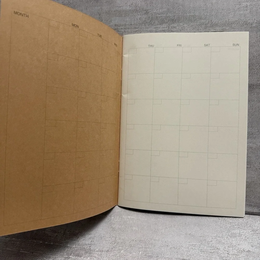 MUJI A5 32 Pages Year Free Planner Undated‎ Monthly Spreads Notebook Schedule